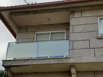 Trabajos realizados por Aluminios y PVC Moaña.