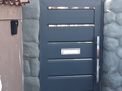 Trabajos realizados por Aluminios y PVC Moaña.